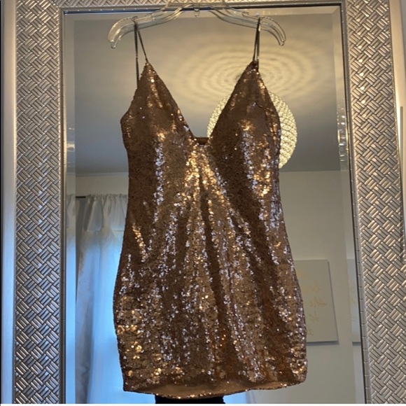 Party Dress - Picture 4 of 8